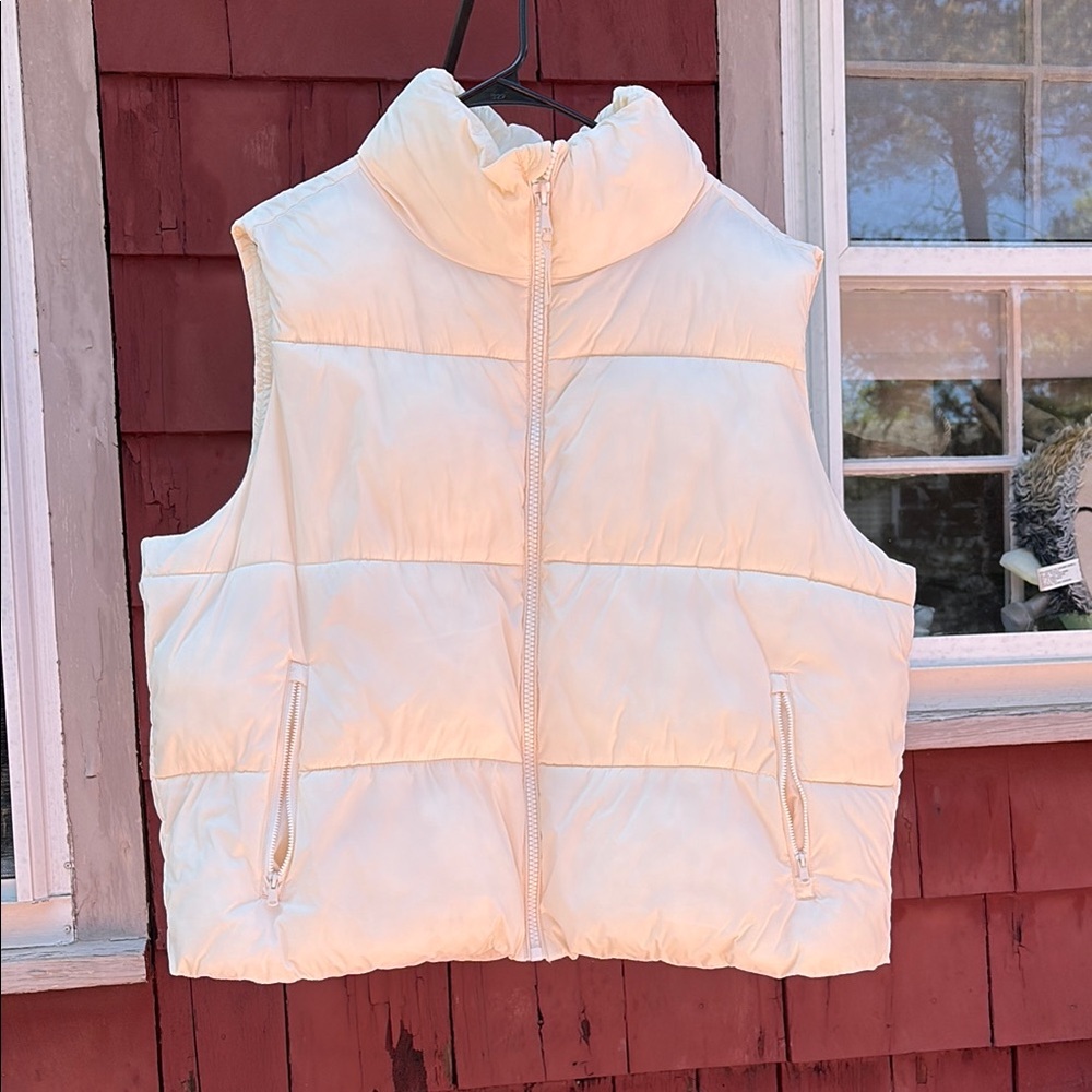 Old Navy Cream Puffer Vest